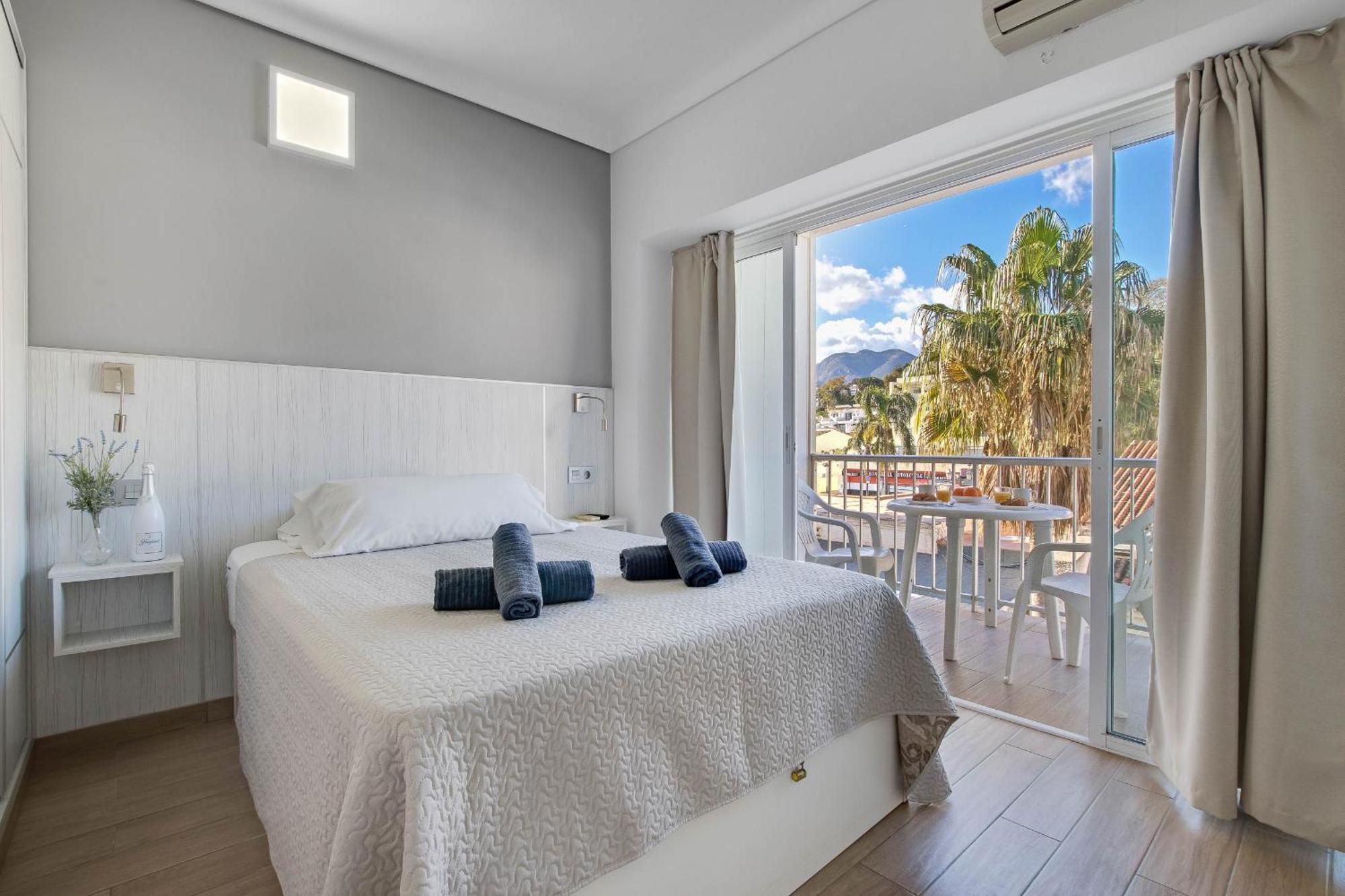 Carihuela Palace 418 By Ivi Real Estate Torremolinos Extérieur photo