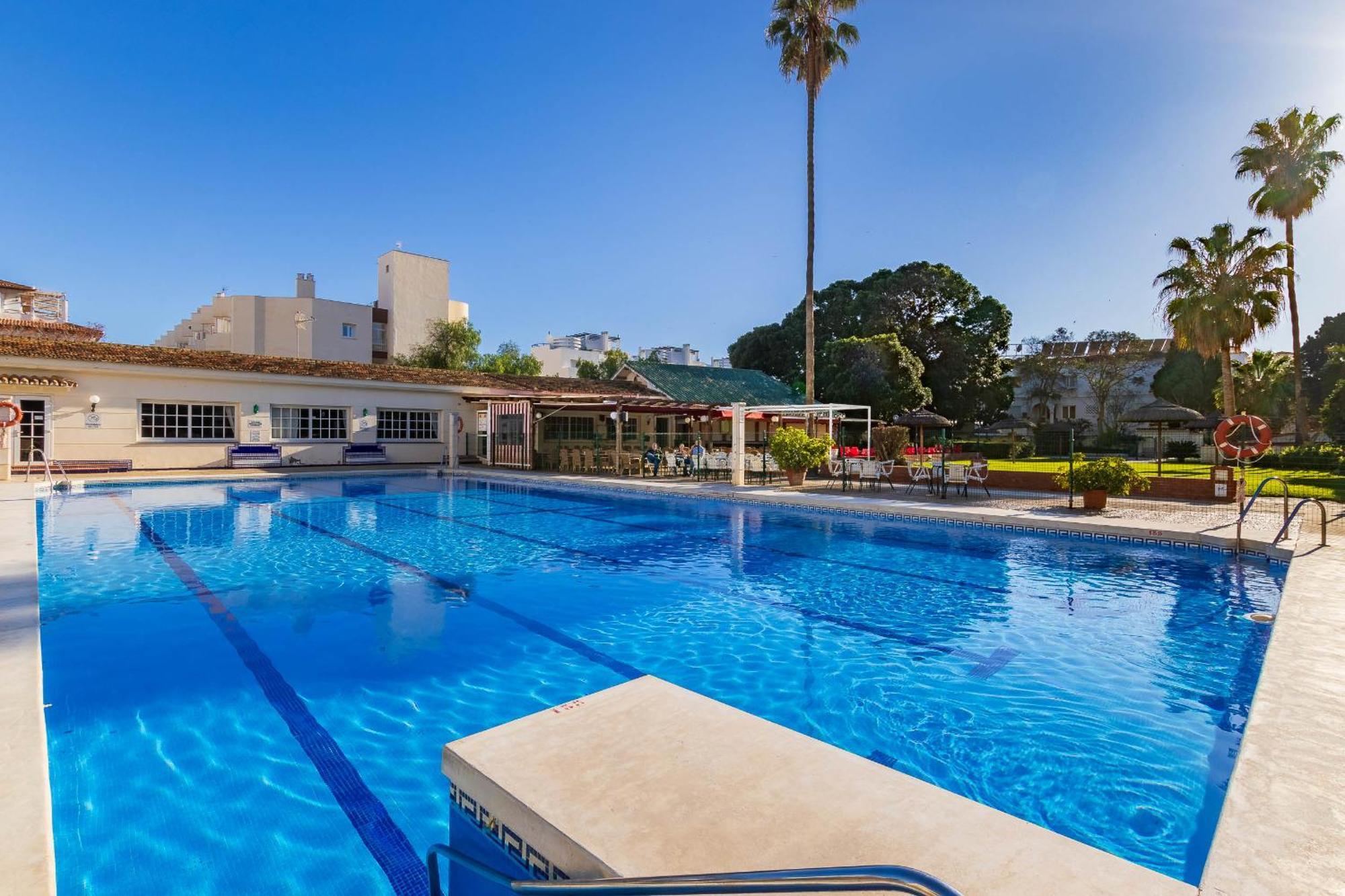 Carihuela Palace 418 By Ivi Real Estate Torremolinos Extérieur photo