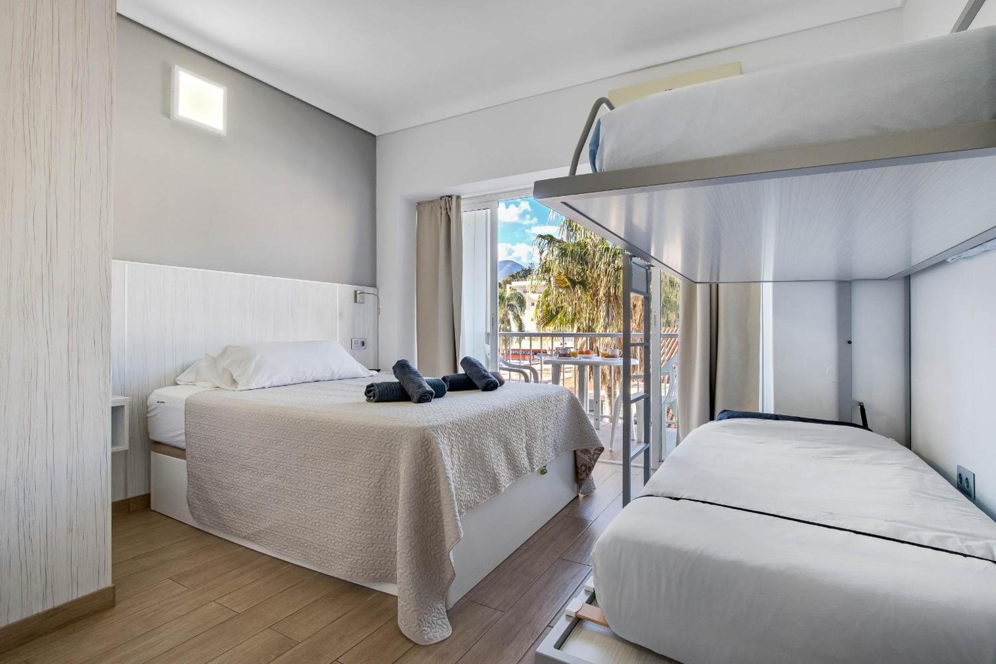 Carihuela Palace 418 By Ivi Real Estate Torremolinos Extérieur photo